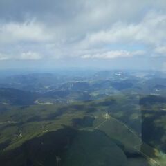 Flugwegposition um 13:30:54: Aufgenommen in der Nähe von Gemeinde Reichenau an der Rax, Österreich in 2041 Meter